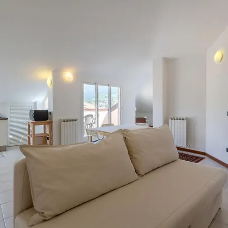 Apartment Hintown Holiday In Casarza Ligure